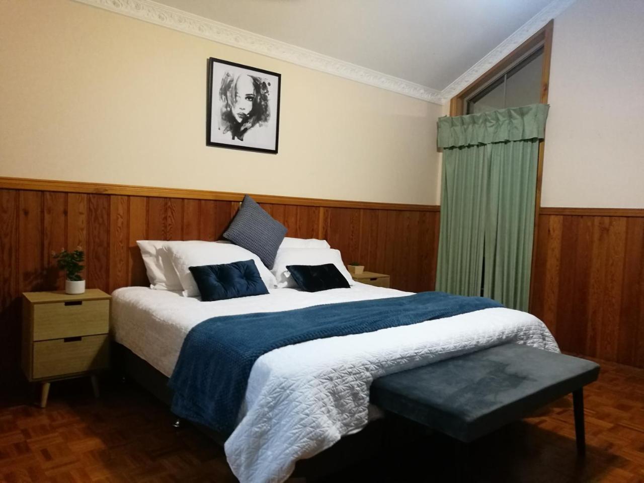 Castle Stay At Lakes Entrance Exteriör bild